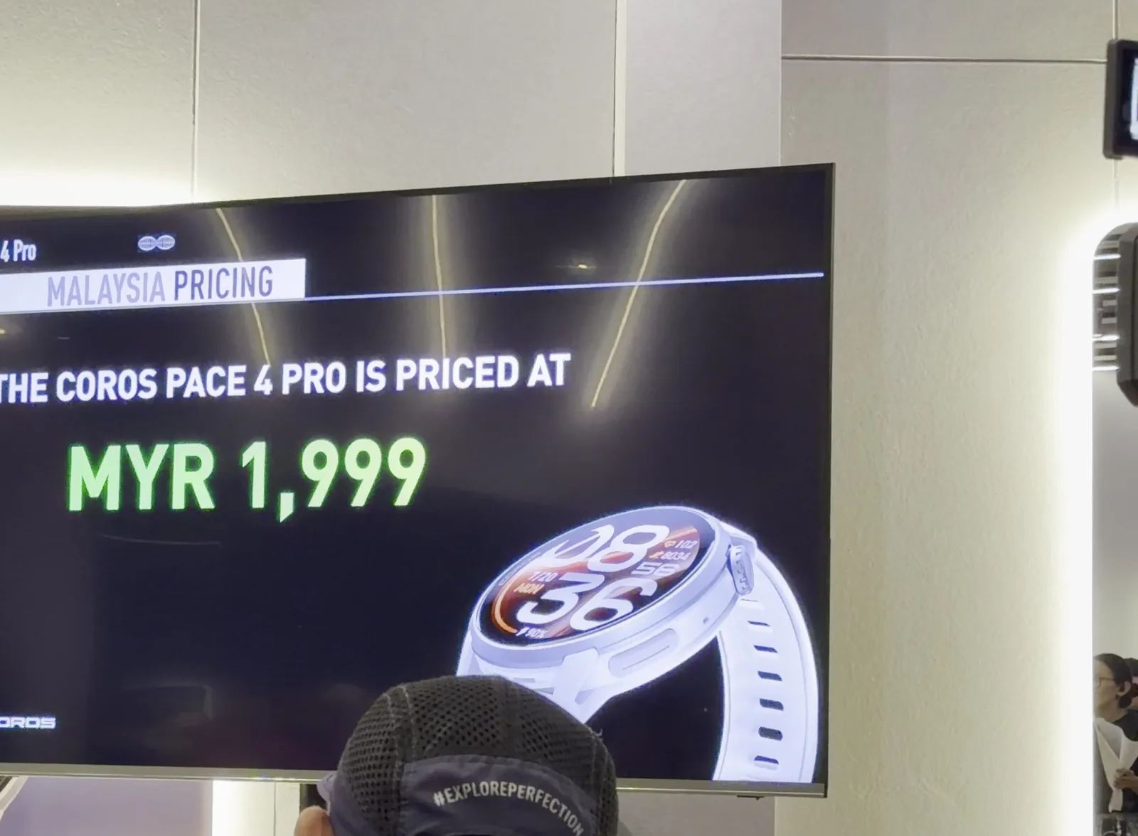 Slide harga rasmi COROS PACE 4 Pro Malaysia MYR 1,999 di skrin majlis pelancaran