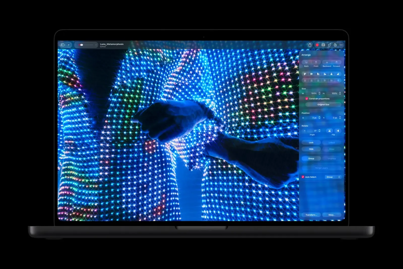 Gambar: Apple MacBook Pro PROLED XDR memaparkan app Pixelmator Pro