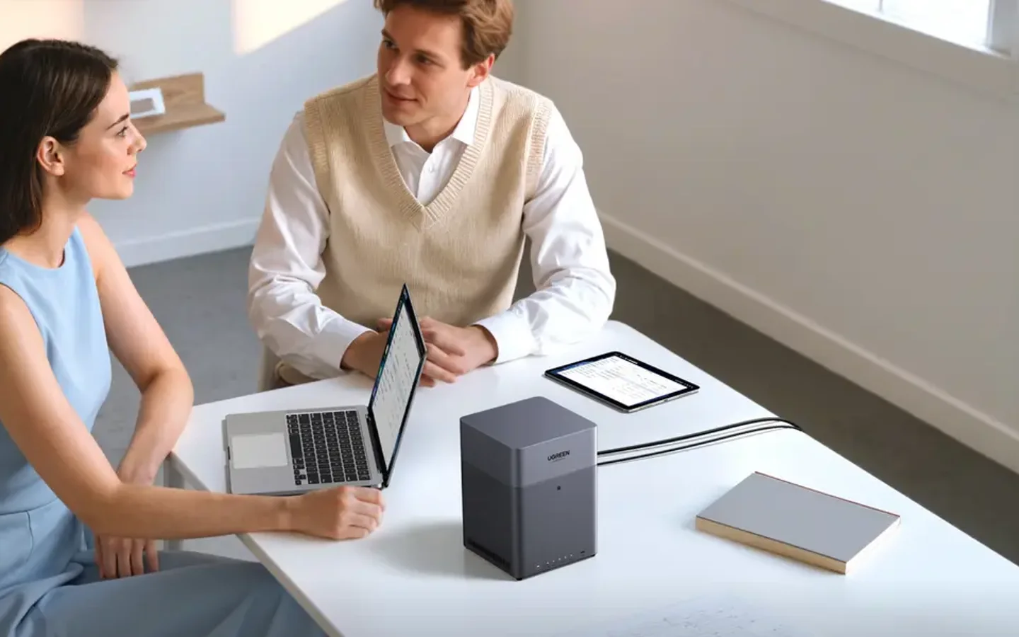 UGREEN NASync DH4300 Plus Review: A 4-Bay NAS to Replace iCloud and Google Drive?
